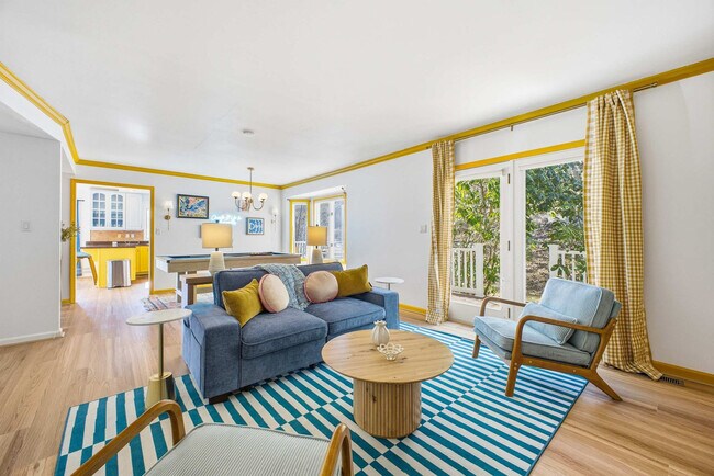 Photo - 12 Apple Tree Way Unidad ID1382970P