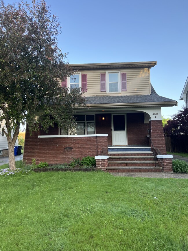 Photo - 3602 W 148th St House