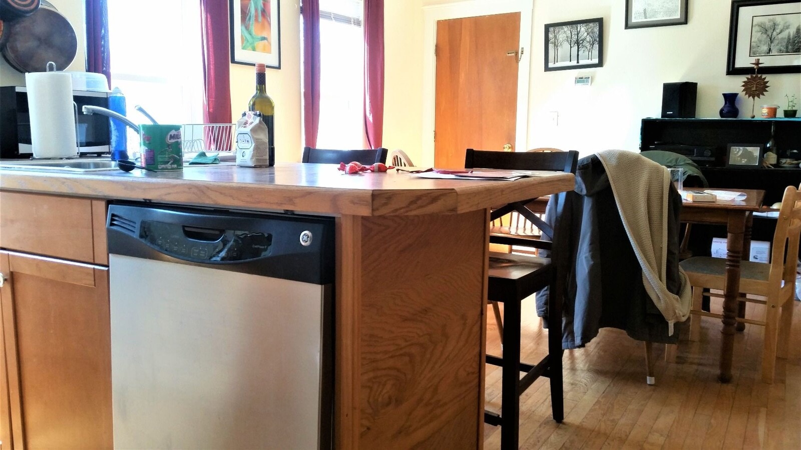 Photo - Nicely renovated 4 bed next to Porter Square and the Commuter Rail in Somerville!