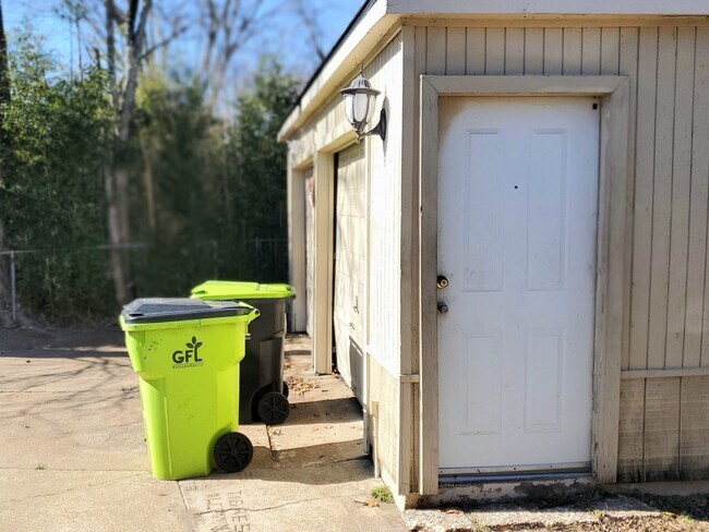 Photo - 15414 W Hampton Cir