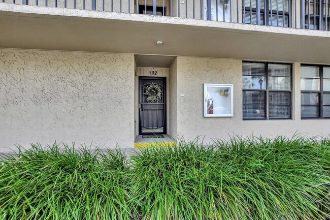 Photo - 14 Royal Palm Way Unit 102