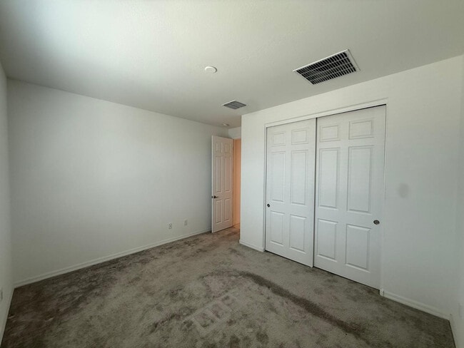 Photo - 15744 W Jefferson St