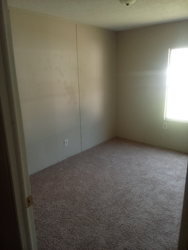 Photo - 333 Weatherbrook Ln