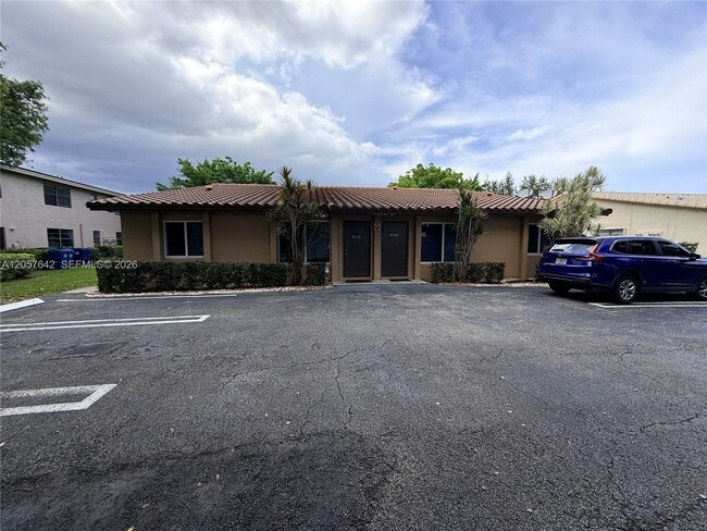 Photo - 10835 NW 45th St Unit 10835