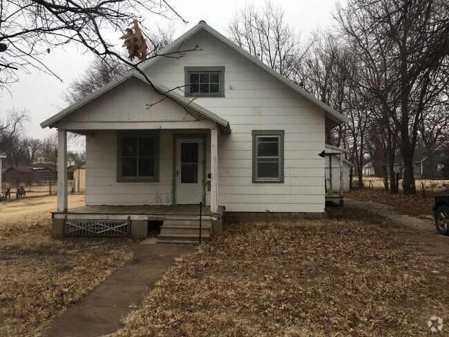 Building Photo - $595 - 1 bed 1 bath - Single Family Home
