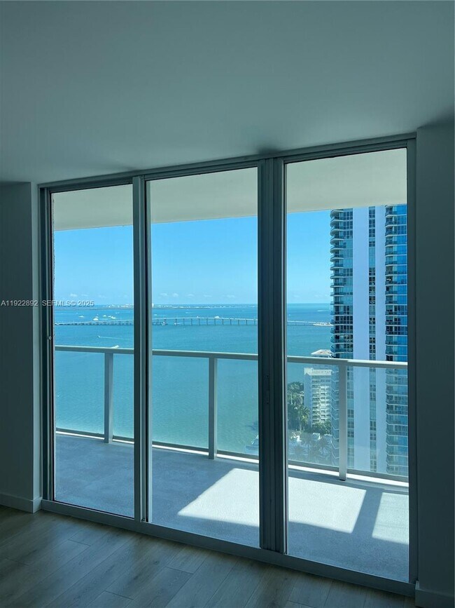 Photo - 1155 Brickell Bay Dr Unidad 3205