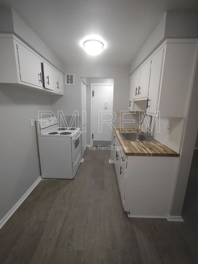 Photo - 14433 Triskett Rd Unit 203W