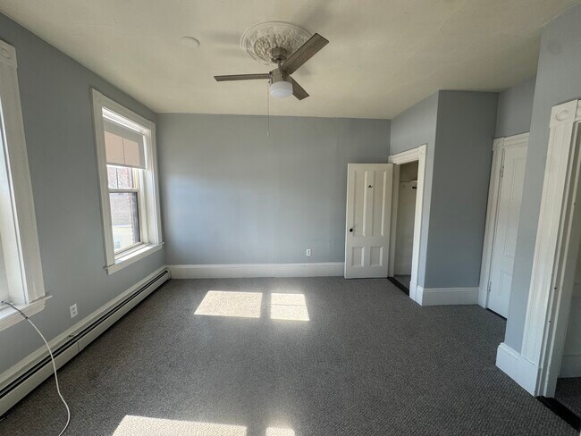 Photo - Lafayette Unit 28-11