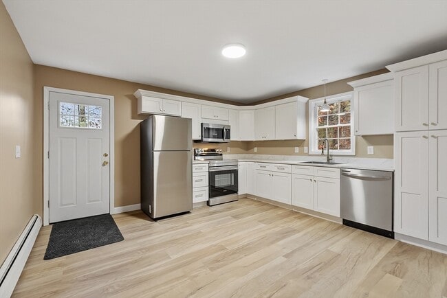 Photo - 72 Patterson Rd