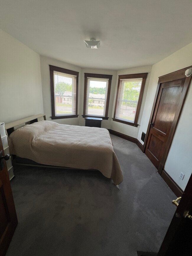 277 Dravo Ave Unit 2