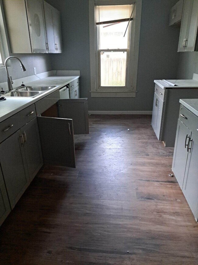 Photo - 514 E Highland Ave