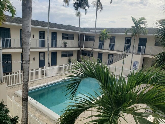 Building Photo - 190 SE 12th Ave Unit 8B