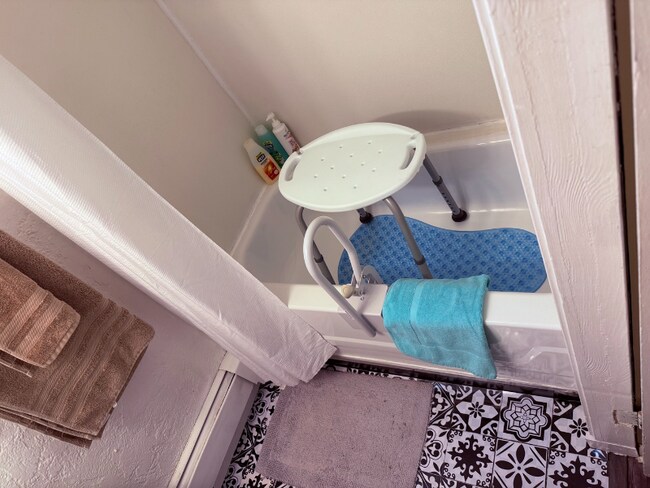 Photo - 17 Yosemite St Unit B