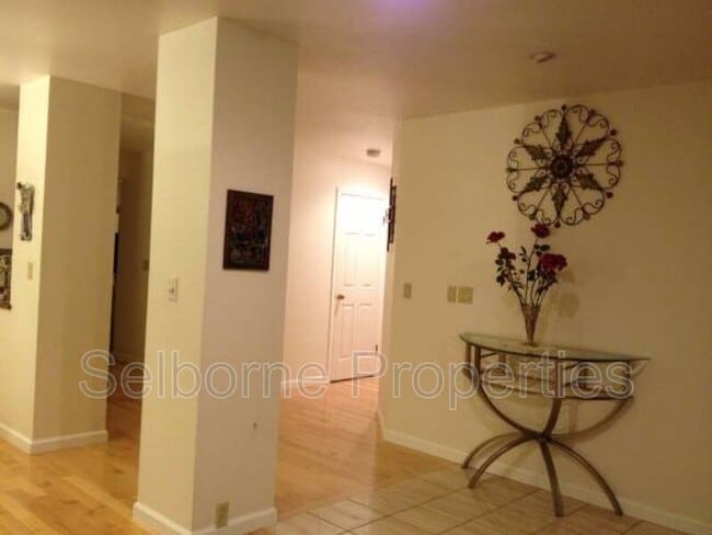 Photo - 6252 Ridgemont Dr