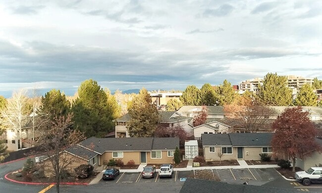 Building Photo - 1835 NE Purcell Blvd Unit 1