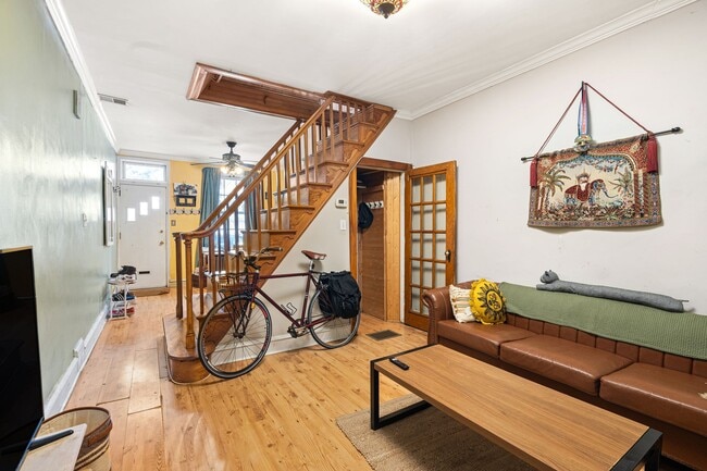 Photo - 3229 Almond St