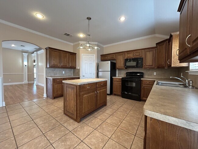 Photo - 5217 Harvard St