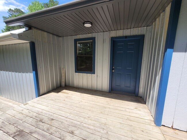 Photo - Sweet Gum Unidad Sweet Gum B