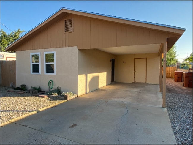 Building Photo - 000 W Avenida Bernalillo Rental