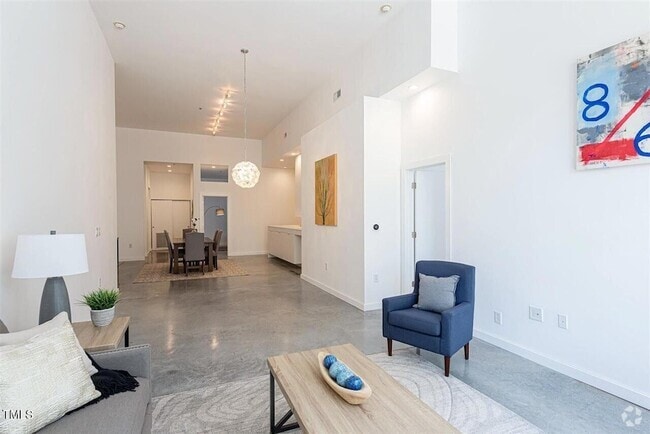 Building Photo - 319 Fayetteville St Unit 312 Rental