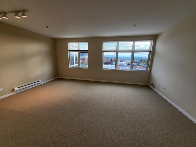 Photo - Peninsula Apartments