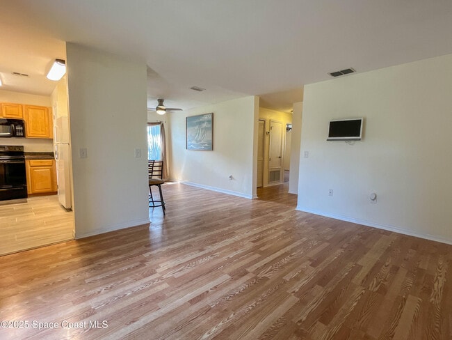 Photo - 101 Summer Pl Unit 6