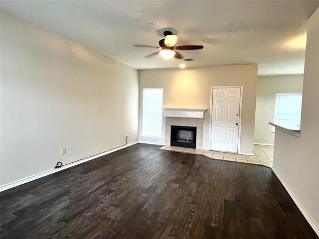 Building Photo - 3259 Wexford Dr