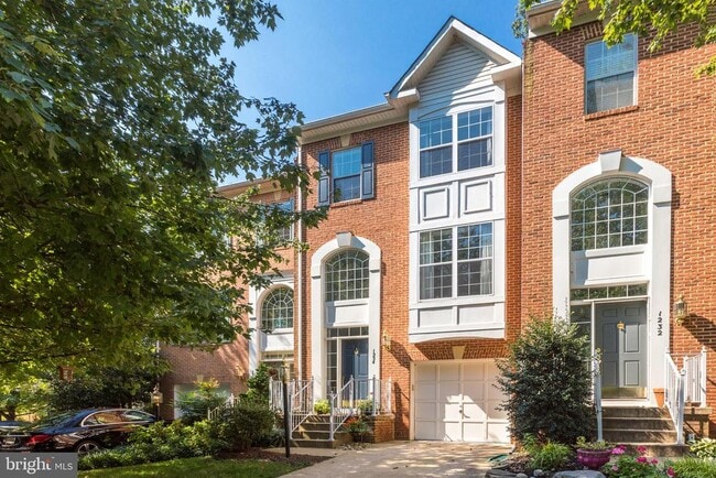 Photo - 1234 Wild Hawthorn Way Townhome