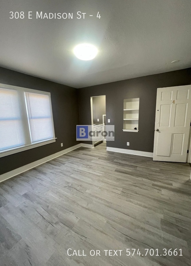 Photo - 308 E Madison St Unidad 4