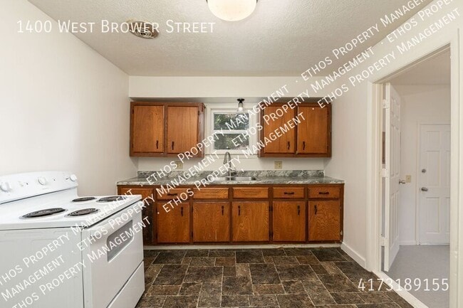 Photo - 1400 W Brower St