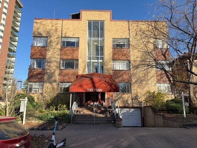 Building Photo - 1130 Pennsylvania St Unit 304