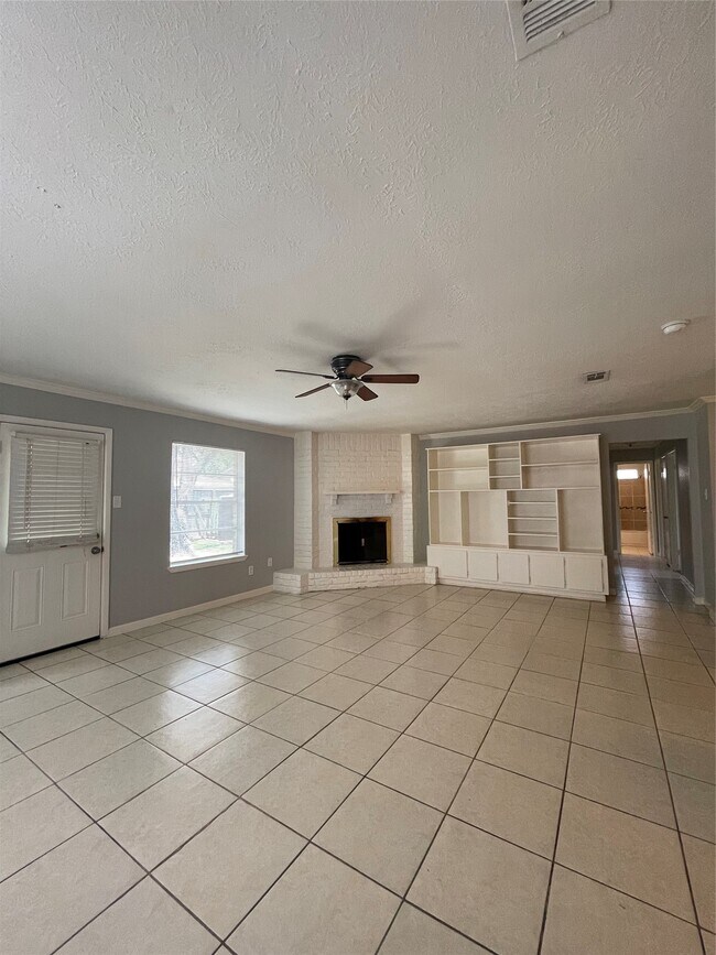 7622 Bubbling Spring Ln