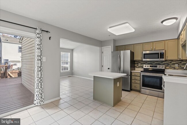 Photo - 5030 Finsbury Rd