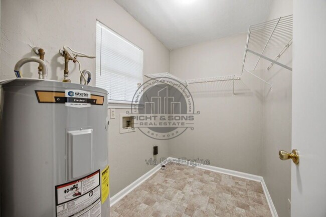 Photo - 5487 Sombra Del Lago Dr