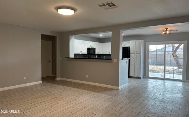 Photo - 1401 S 228th Ln