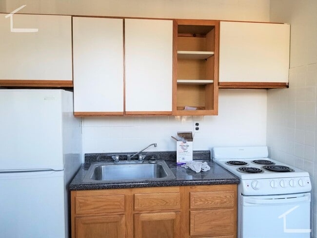 Building Photo - 90 Chiswick Rd Rental