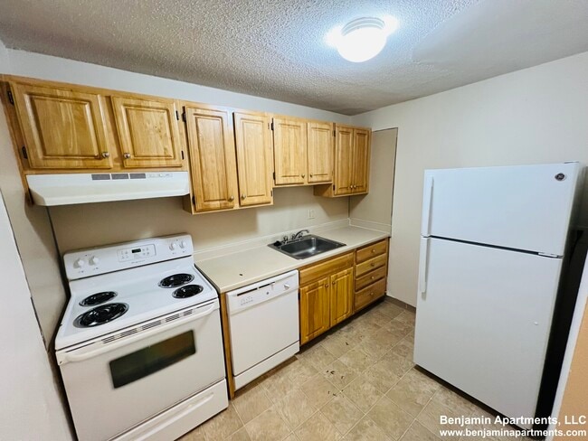 Photo - 122 Dustin St Unit 16