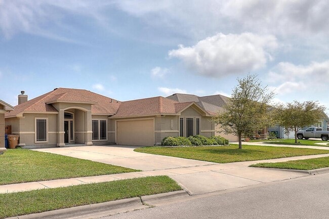 Photo - 3826 Truxton Dr