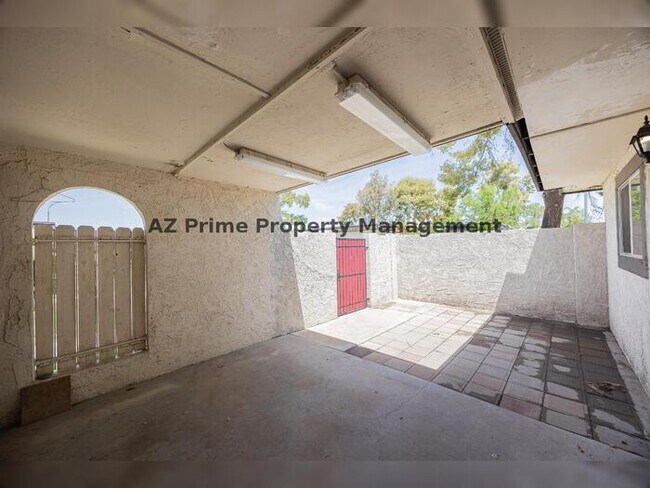 Photo - 720 S Dobson Rd