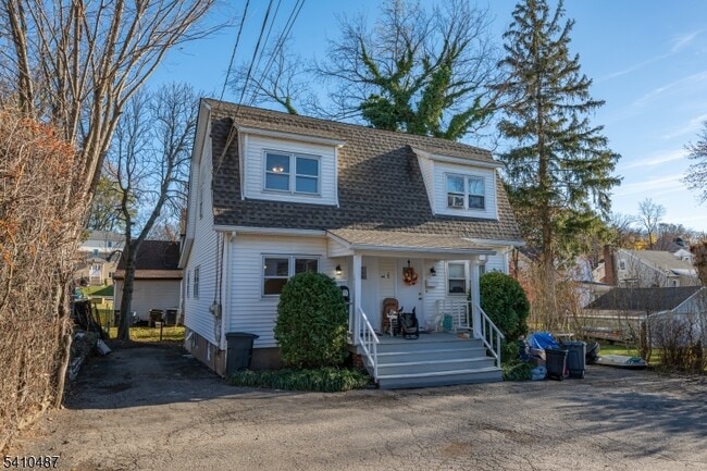 Building Photo - 44 Central Ave