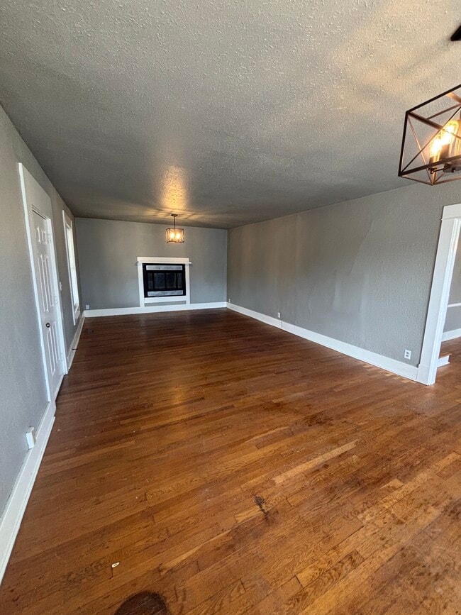 Photo - 703 N Atlanta Ave