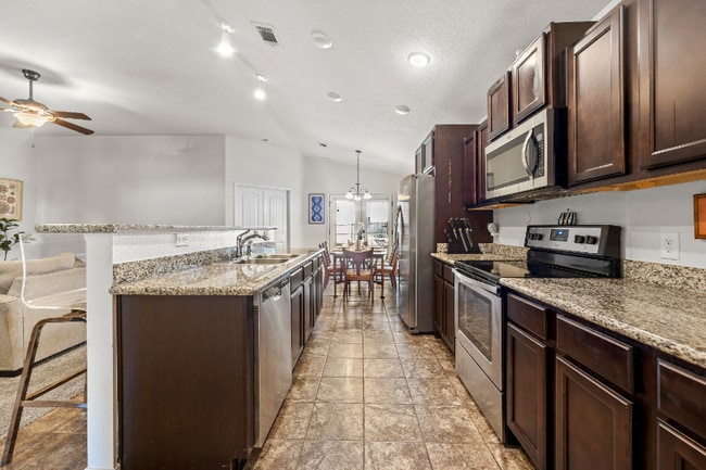 Photo - 5508 Peach Dr