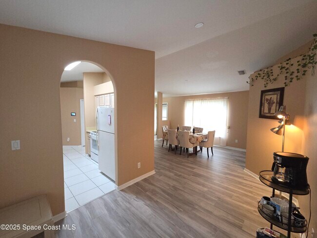 Photo - 1080 Jupiter Blvd NW