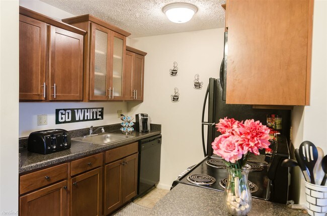 Photo - 1547 N Hagadorn Rd