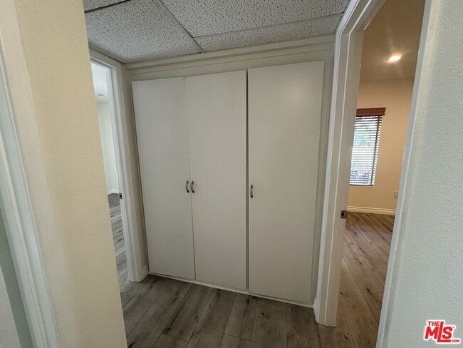 Photo - 18350 Hatteras St Unidad 202
