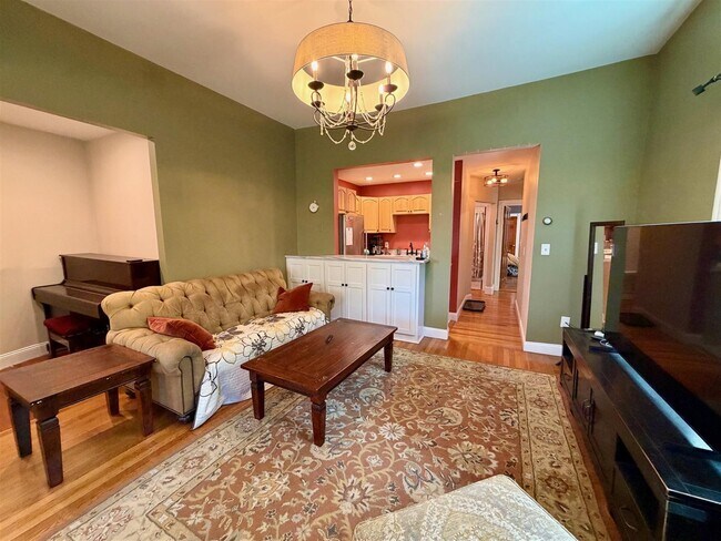 Photo - 82 Munroe St Unit 12
