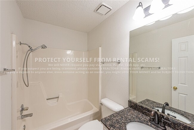 Photo - 3161 W Oakfield St