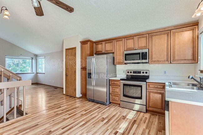 Photo - 460 E Arden Cir