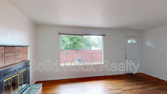 Photo - 513 W Uintah St Unit 1