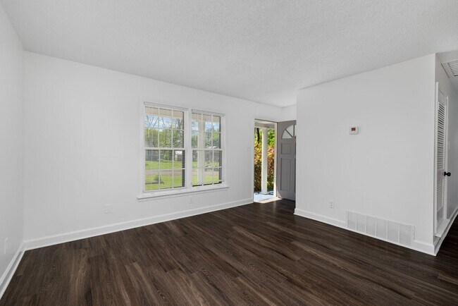 Photo - 3 bed 2 bath recently renovated in Southaven